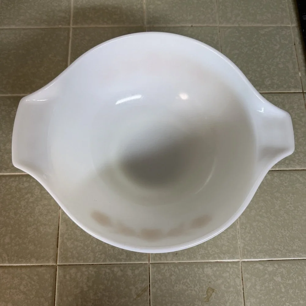 Vintage Pyrex BUTTERFLY GOLD 443 Cinderella Mixing Bowl 2.5 quart
